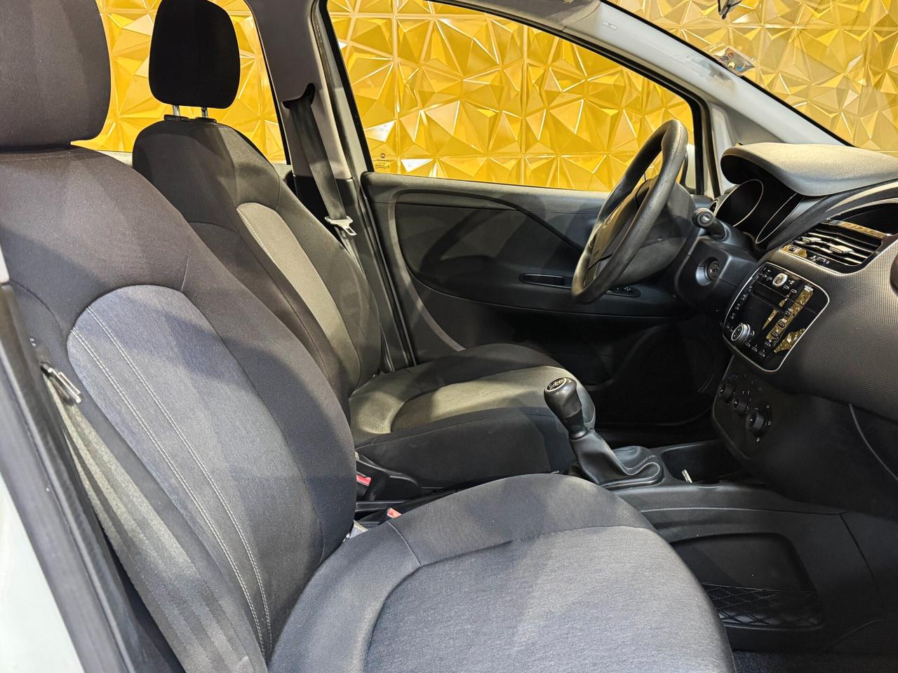 Fiat Punto 1.3 MJT II 75 CV 5 porte Street