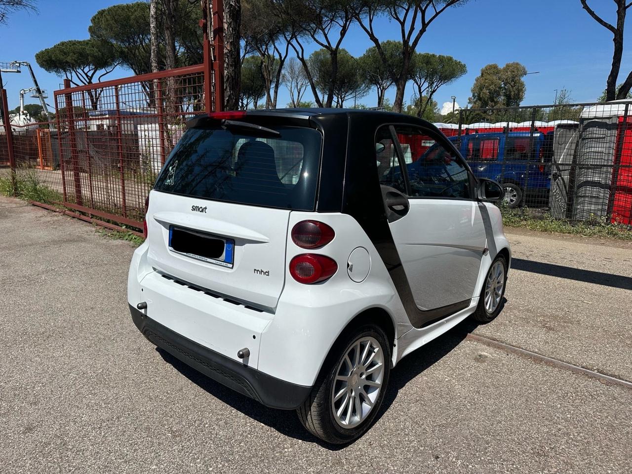 Smart ForTwo 1000 45 kW MHD coupé pure
