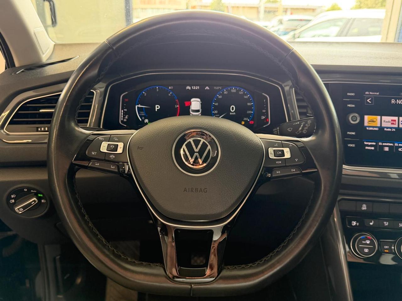 VOLKSWAGEN T-ROC 2.0 DSG 4MOTION 150CV PELLE NAVI CAM ANNO 2022