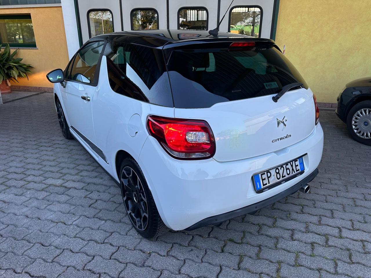 Ds DS3 3 1.2 VTi 82 So Chic