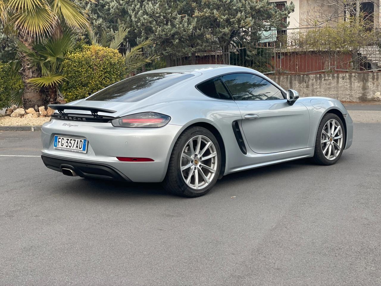 Porsche 718 Cayman 2.0