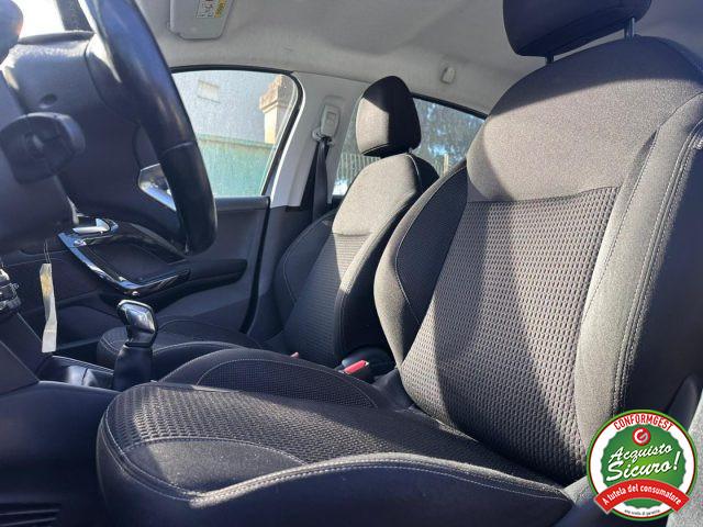 PEUGEOT 208 1° serie PureTech 82 5 porte Allure