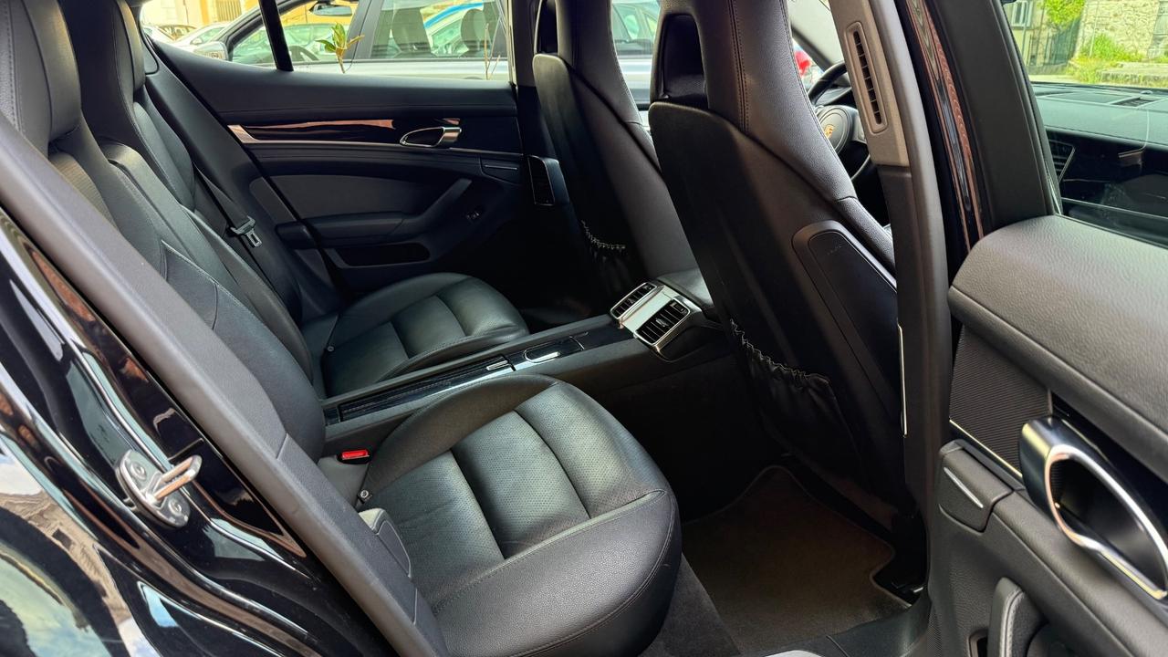 Porsche Panamera 3.0 Diesel 250cv