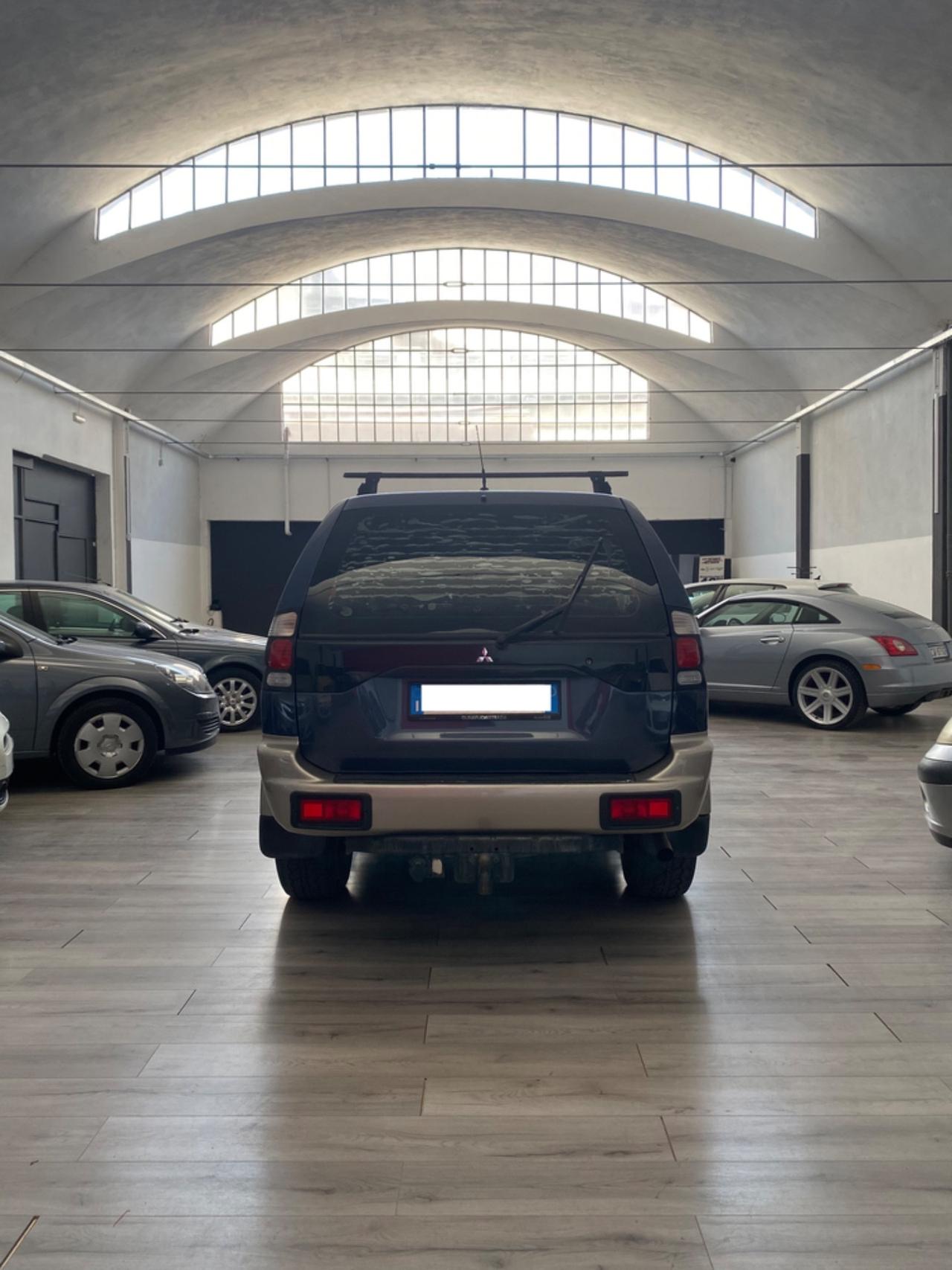 Mitsubishi Pajero Sport 2.5 TDI Instyle UNICO PROPRIETARIO