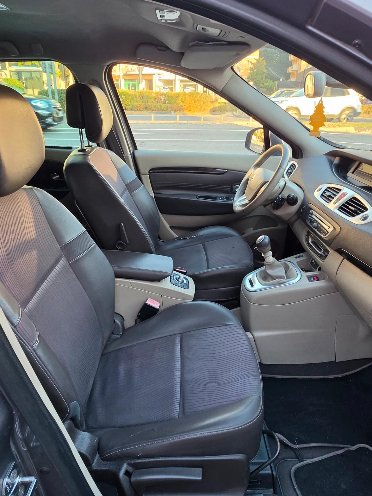 Renault Scenic Scénic 1.9 dCi 130CV Luxe