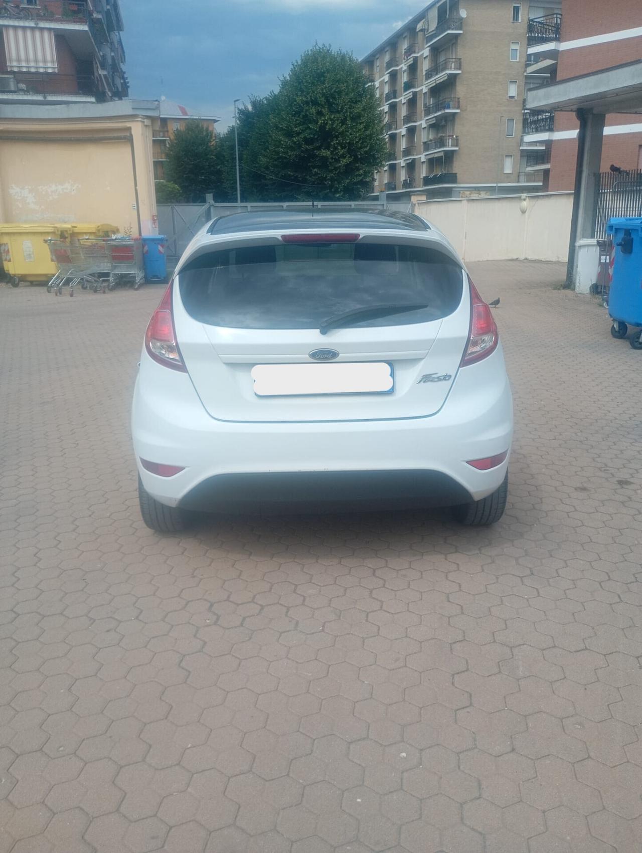 Ford Fiesta - APERTI AD AGOSTO