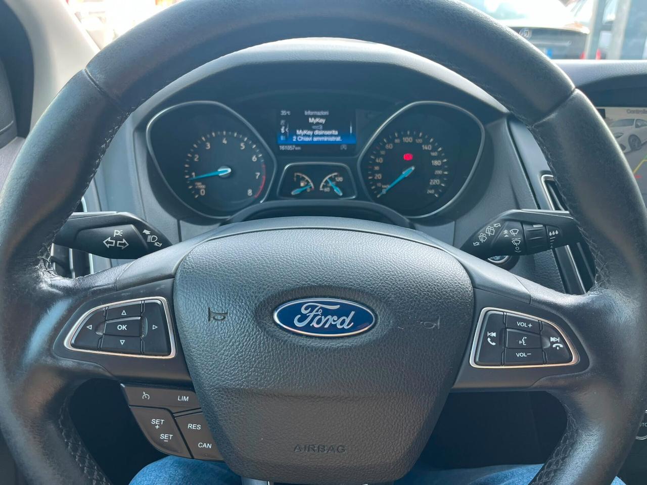 Ford Focus 5p 1.0 ecoboost Titanium s