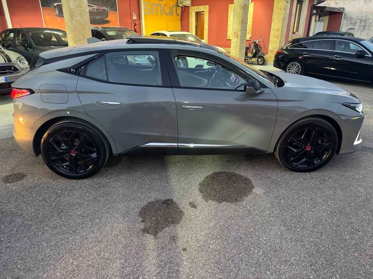 DS4 BlueHDi 130 aut. Performance Line+ Tetto Led a