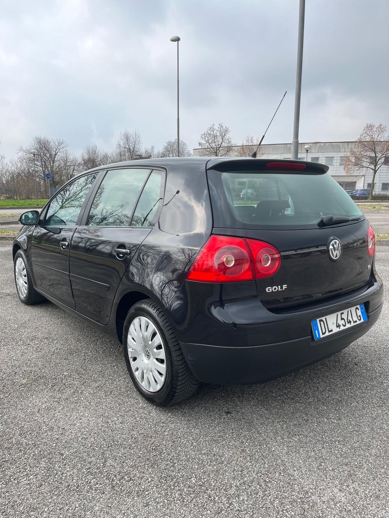 Volkswagen Golf 1.6 3p. Comfortline