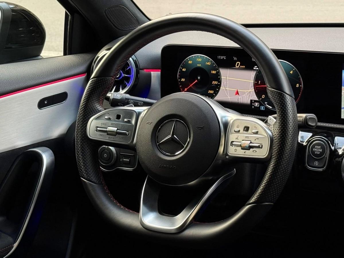 Mercedes CLA 220d Premium AMG Night Edition 190CV