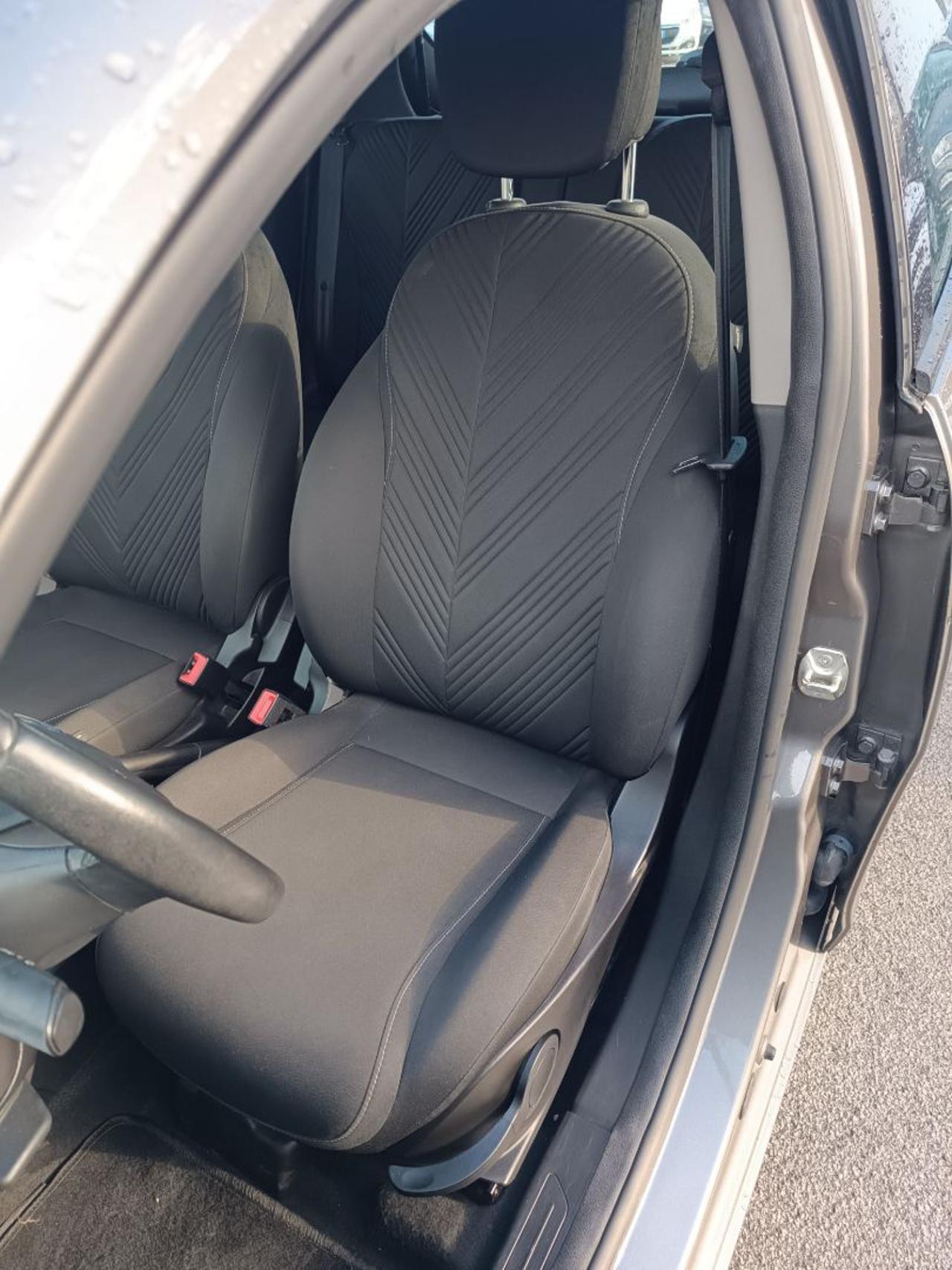 LANCIA Ypsilon 1.0 FireFly 5 porte S&S Hybrid Silver