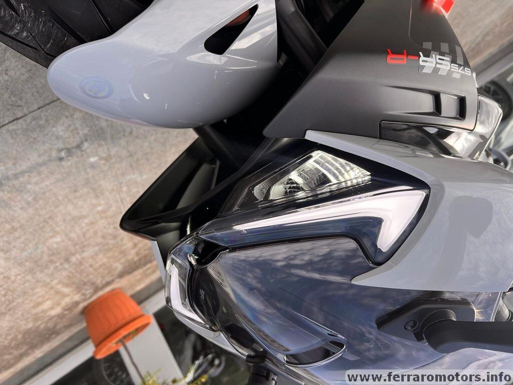 Cf Moto 675 sr-r piccolo mostriciattolo a 75 euro al mese senza anticipo