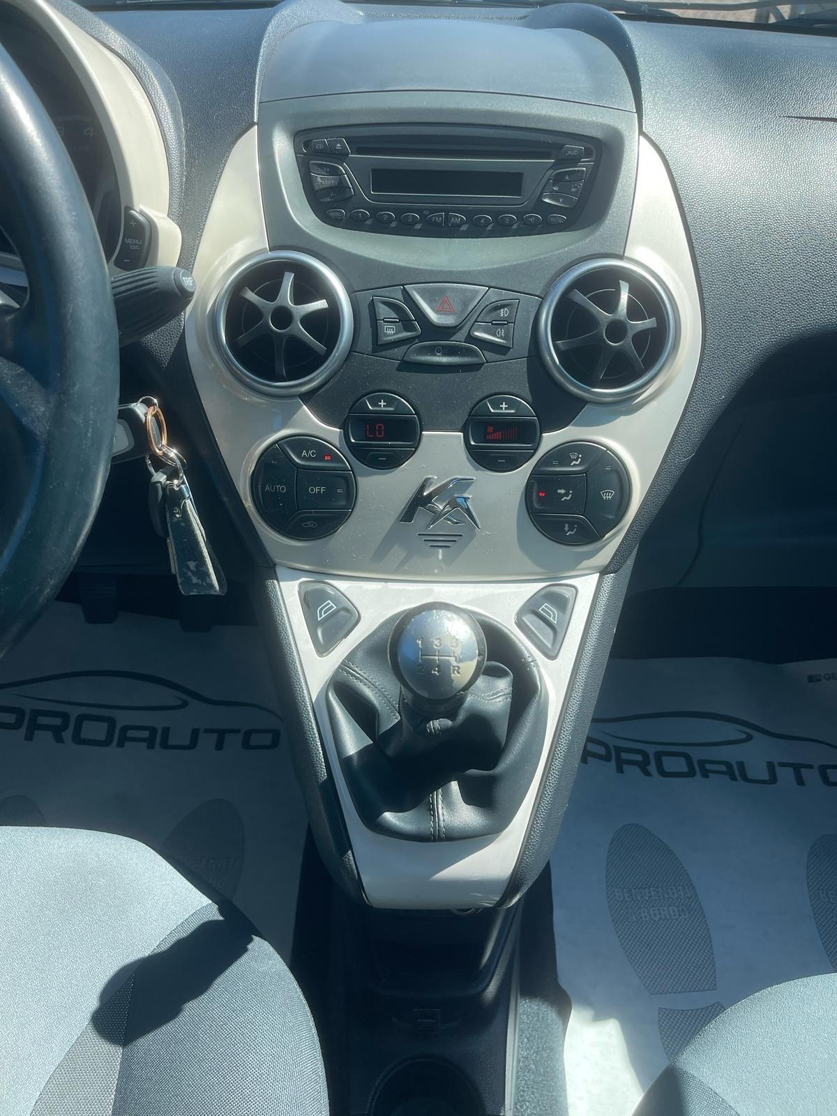 Ford Ka 1.2 8V 69CV Titanium GPL