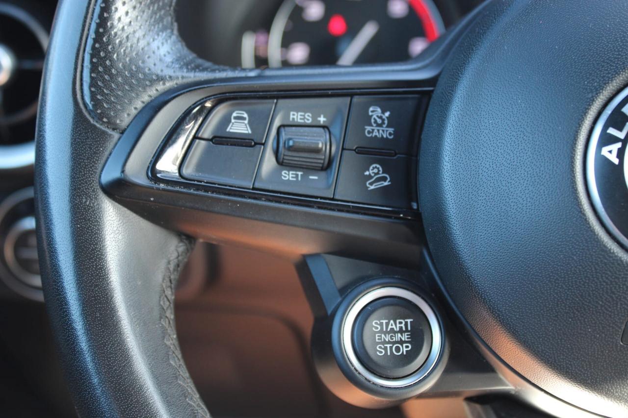Alfa Romeo Stelvio Tua A SOLI 455€ al mese Anticipo Zero