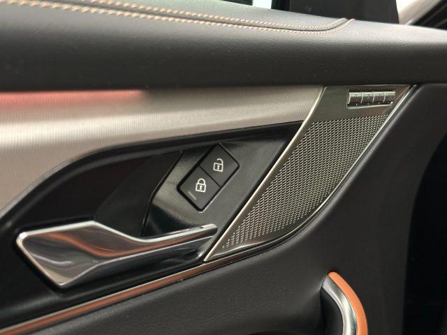 JAGUAR F-Pace 2.0 D 204 CV AWD aut. R-Dynamic S