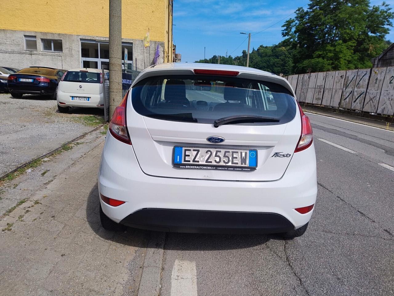 Ford Fiesta 1.5 TDCi 75CV 5 porte WHITE EDITION 2015 NEOP