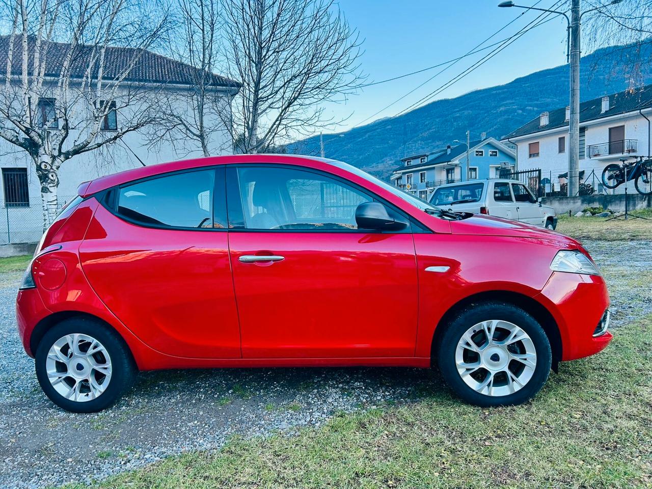 Lancia Ypsilon 1.2 Benzina Euro 6 49.000 KM