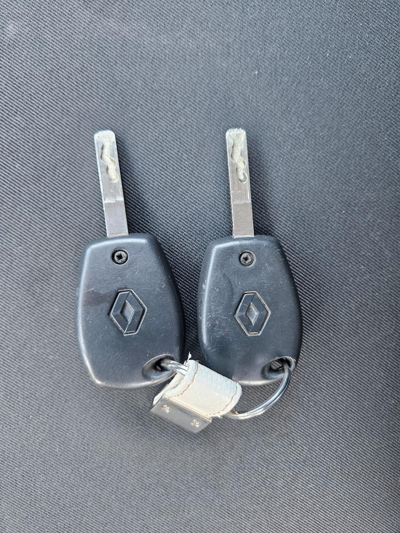 Renault Twingo 1.1 neopatentati
