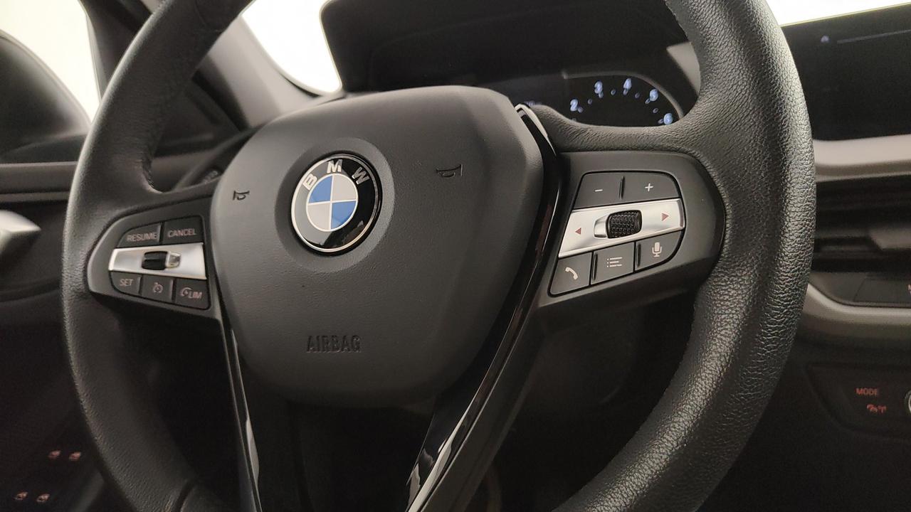 BMW Serie 1 F40 - 116i