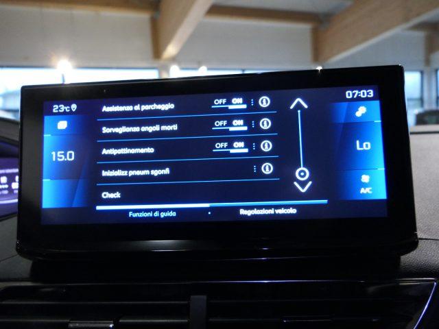 PEUGEOT 3008 PureTech Turbo 130 S&S EAT8 Allure Pack