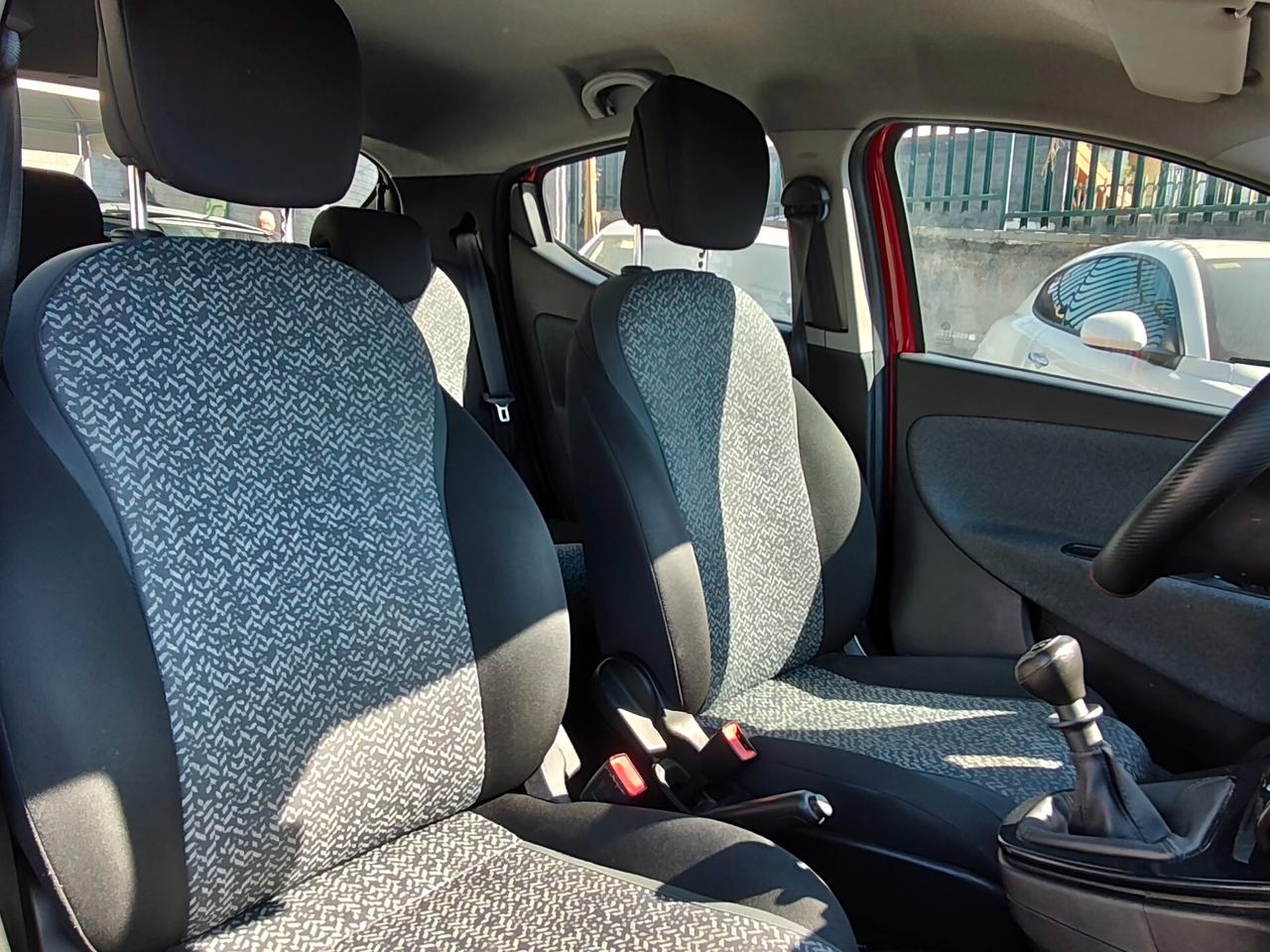 Lancia Ypsilon 0.9 TwinAir 5 porte Metano Ecochic Gold