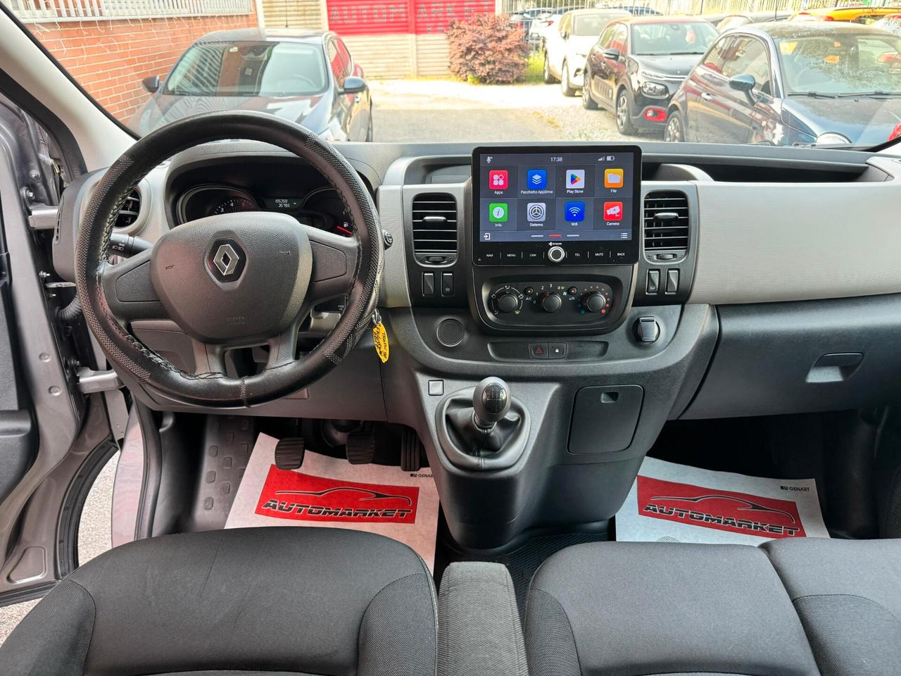 Renault Trafic 1.6 DCI 125CV 9 POSTI