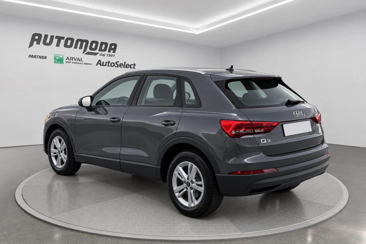 Audi Q3 35 2.0 tdi Business s-tronic