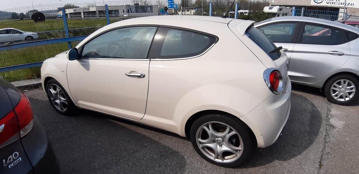 Alfa Romeo MiTo 1.4 Distinctive UNIPRO