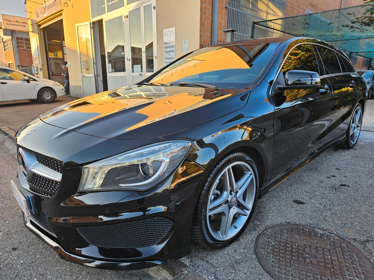 Mercedes-benz CLA 200d 136cv Shooting Brake Premium*AMG*