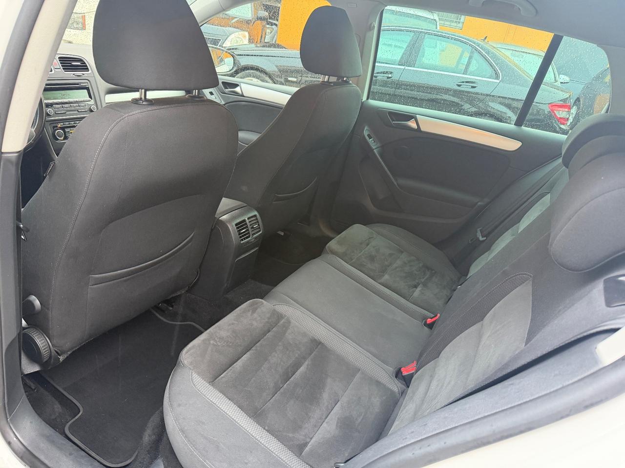 Volkswagen Golf 1.6 TDI DPF DSG 5p. Highline