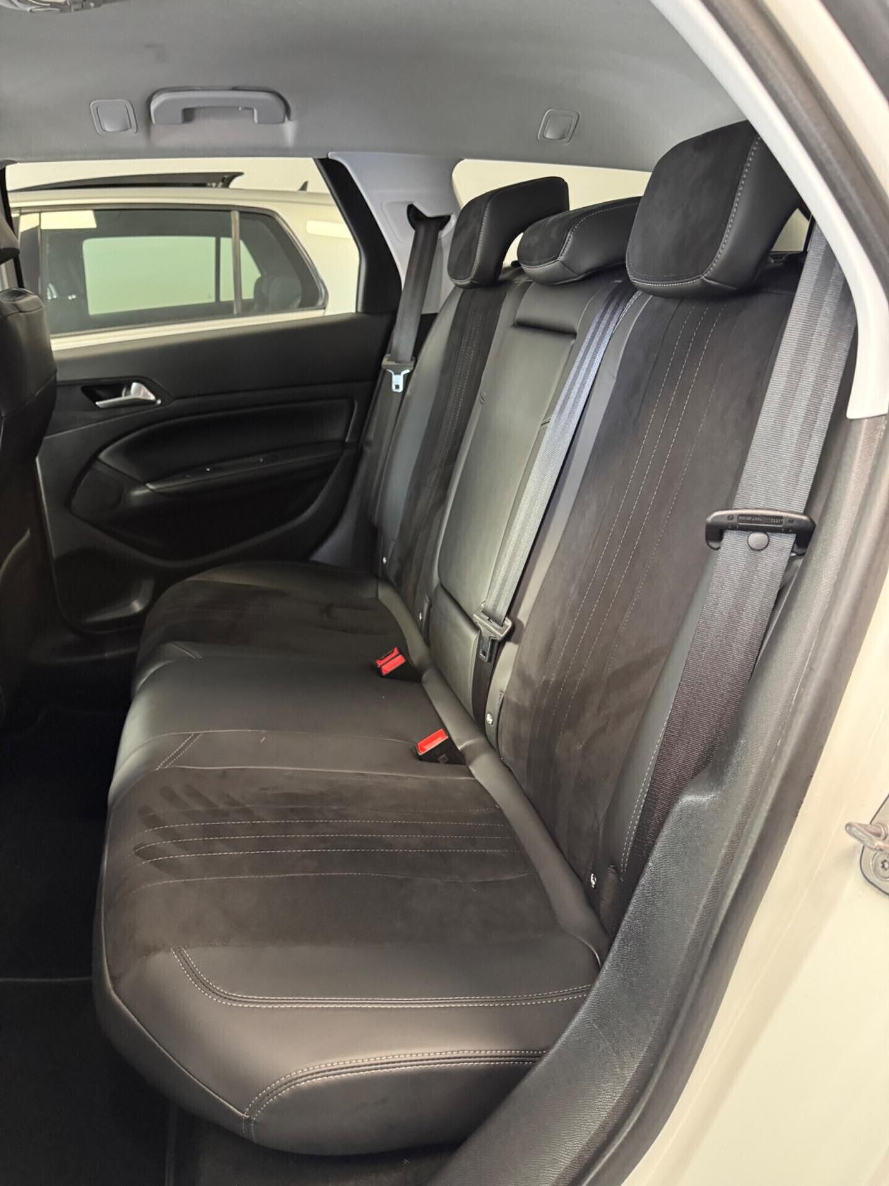 Peugeot 308 1.6HDi 120 S&S SW Allure