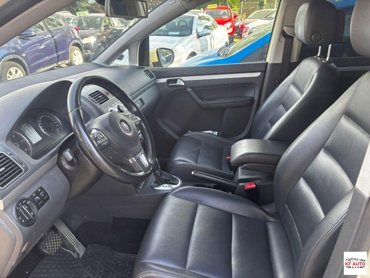 VOLKSWAGEN - Touran