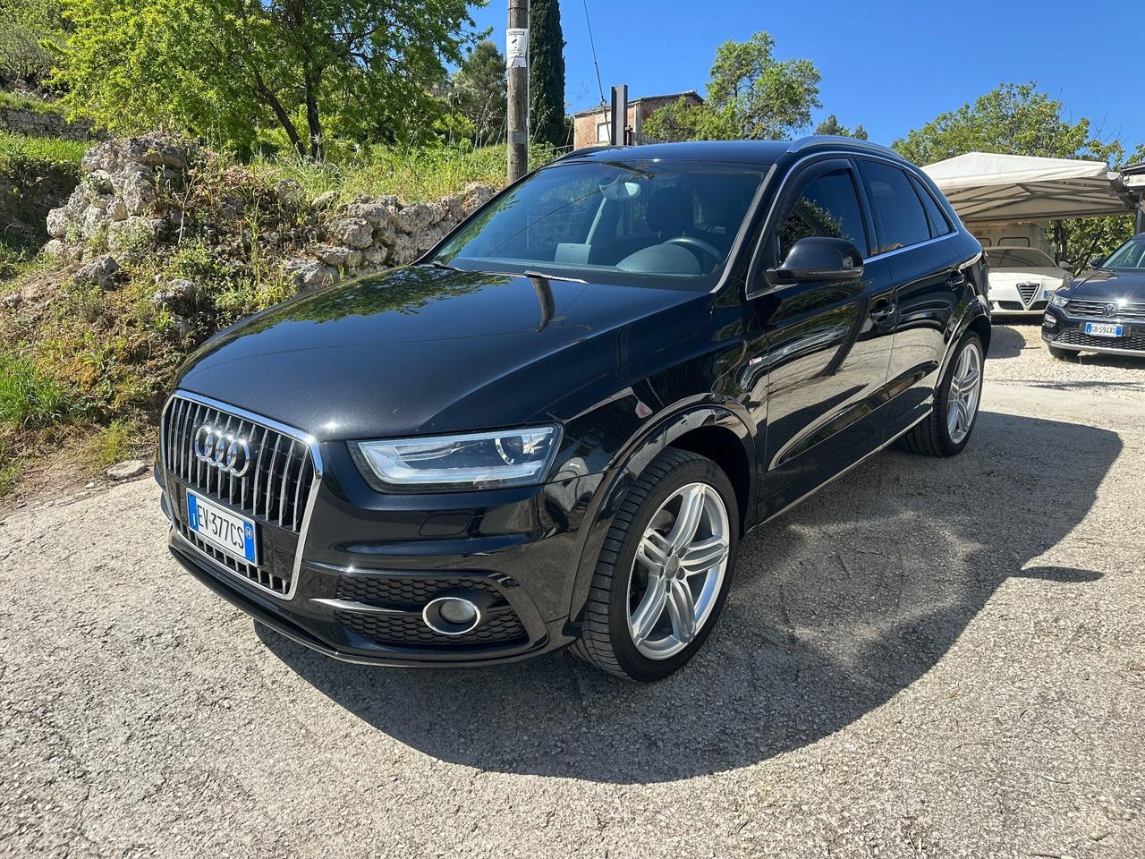 Audi Q3 2.0 TDI S Line 140 cavalli