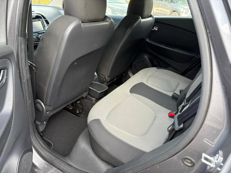 Renault Captur 1.5 dci 90cv ADATTA NEOPATENTATIE6