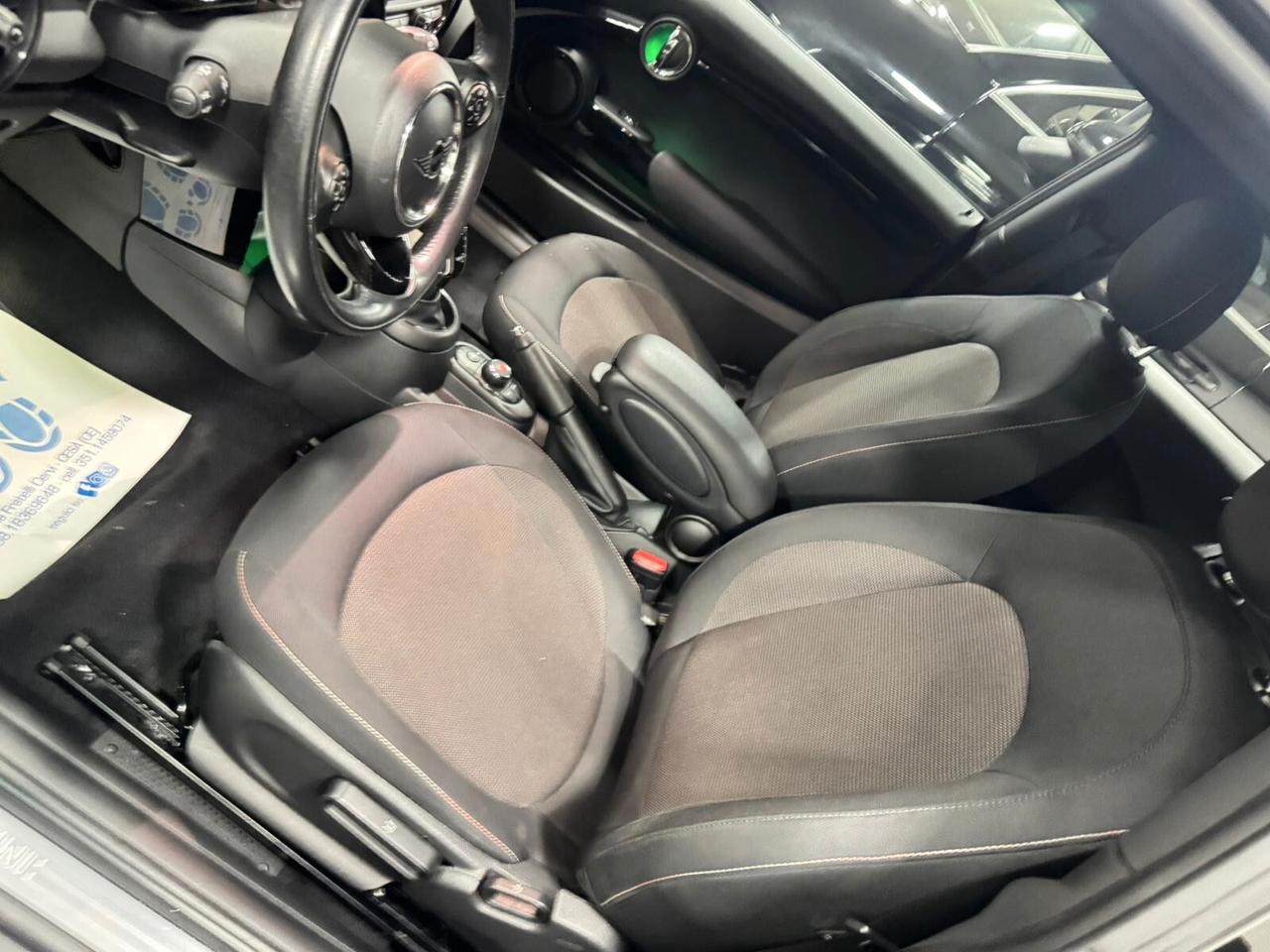 Mini 1.5 Cooper D Baker Street Stop a bandiera Inglese e anche Bandiere interni