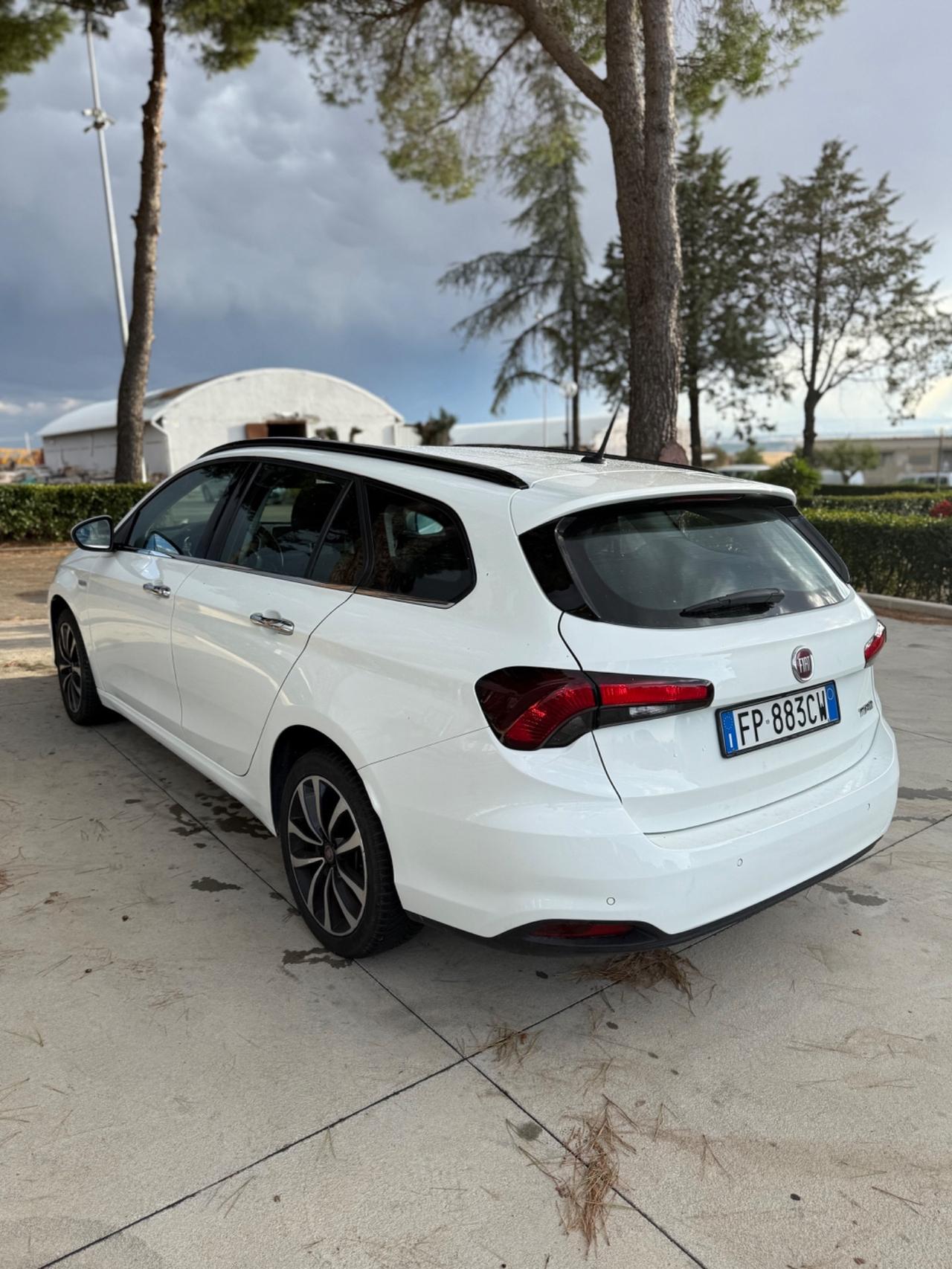 Fiat Tipo 1.6 Mjt S&S SW Lounge