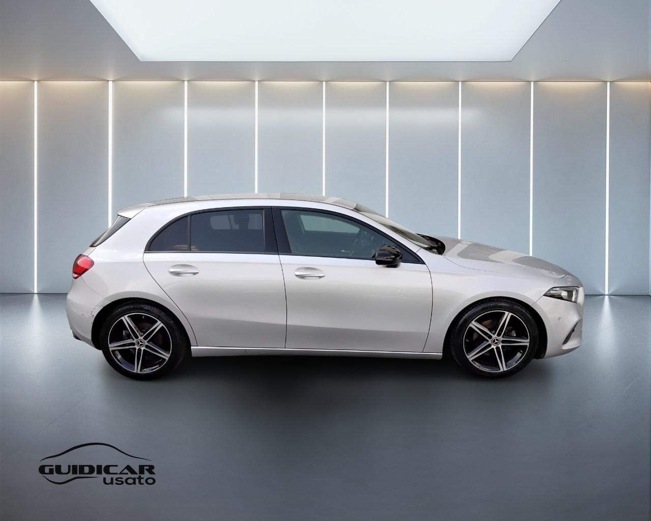 Mercedes-Benz Classe A - W177 2018 - A 180 d Sport auto