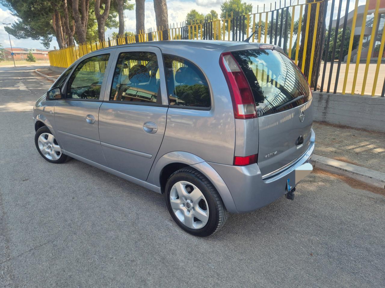 Opel Meriva 1.3 multijet 75cv gangio traino 09