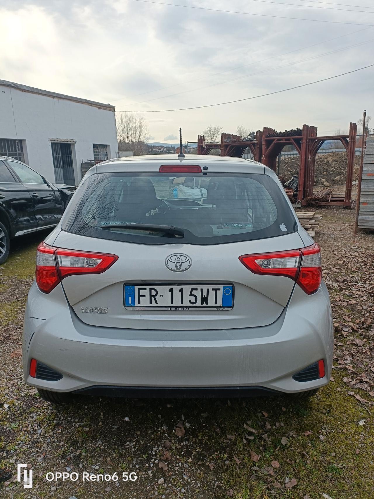 Toyota Yaris 1.0 72 CV 5 porte Cool