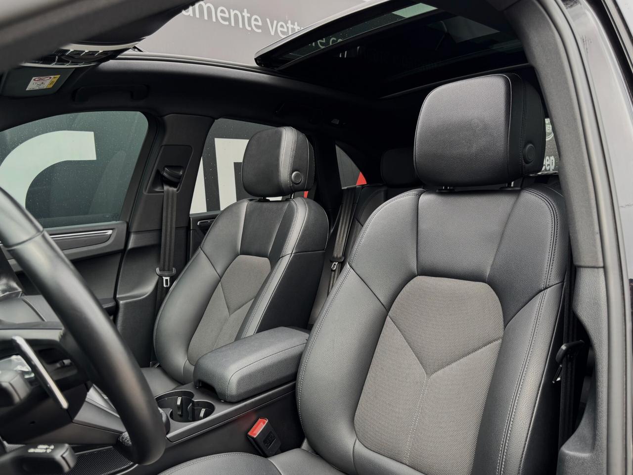 Porsche Macan 2.0 Turbo 265CV PDK TETTO CAM PELLE