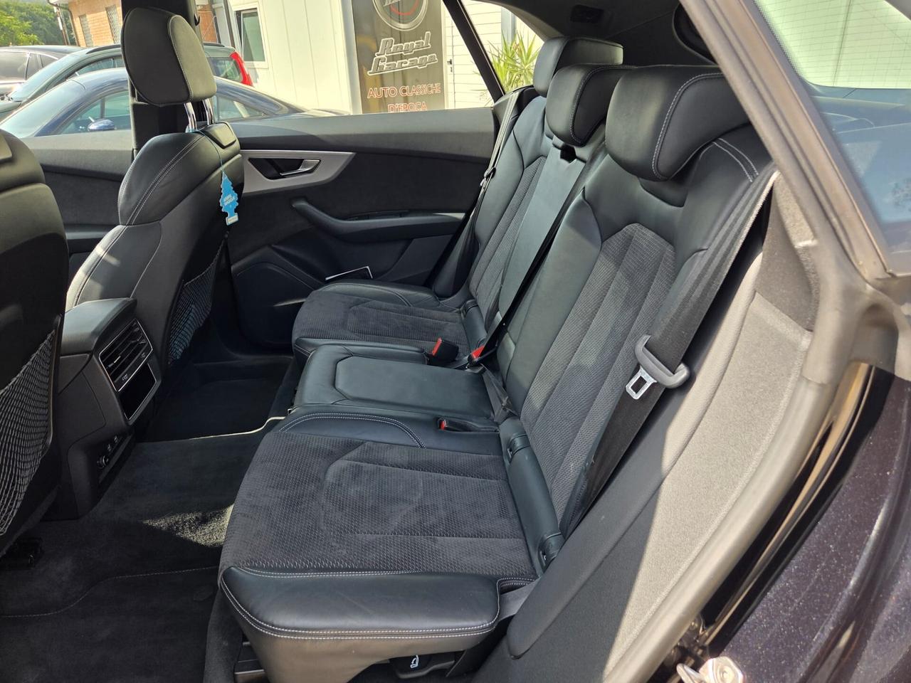 Audi Q8 50 TDI QUATTRO S LINE "FULL OPTIONAL"
