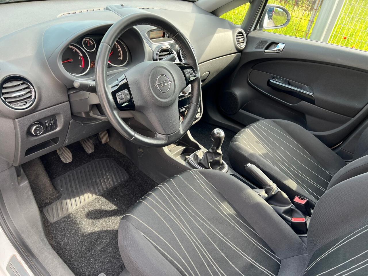 Opel Corsa 1.3 CDTI 75CV ecoFLEX 5 porte Club X NEOPATENTATI