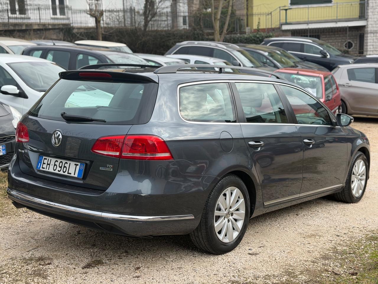 Volkswagen PASSAT VARIANT 1.6 TDI KMCERT GARANZ UNICOPR
