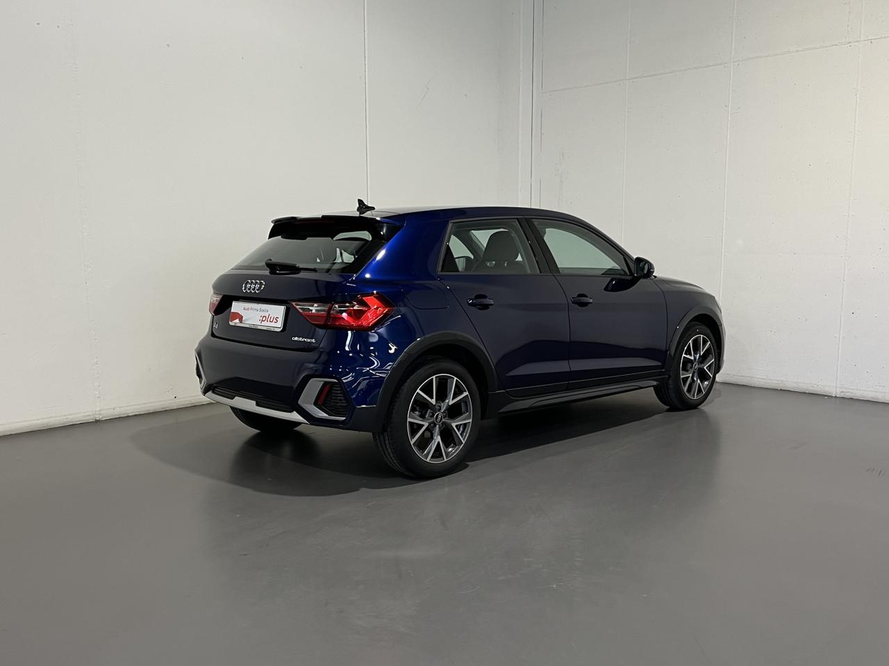 AUDI A1 ALLSTREET 30 TFSI S-TRONIC ADMIRED