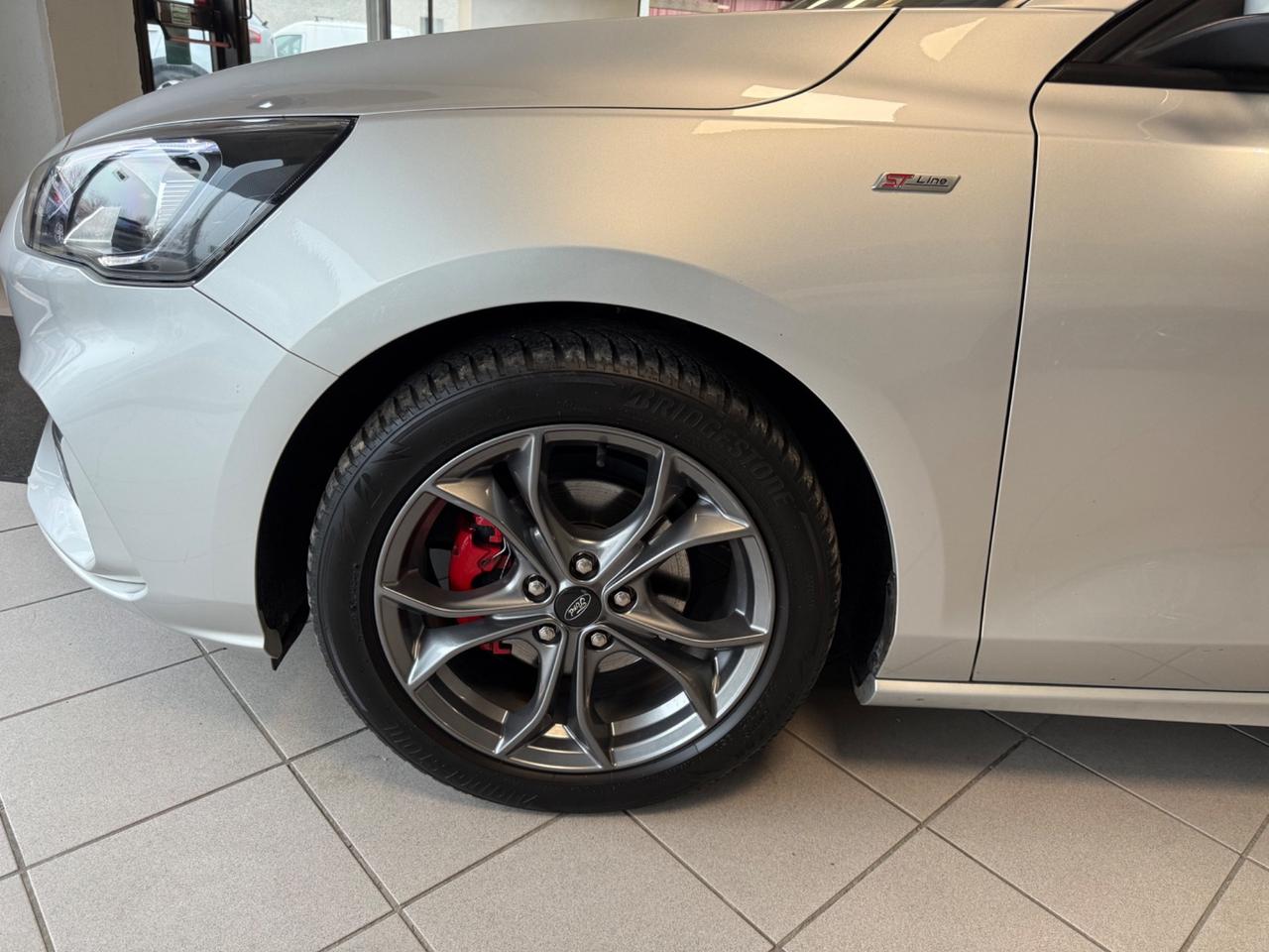 Ford Focus 1.0 EcoBoost Hybrid 155 CV 5p. ST-Line X