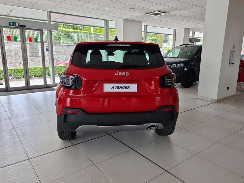 Jeep Avenger e-Hybrid 1.2 MHEV e-Hybrid Turbo Altitude