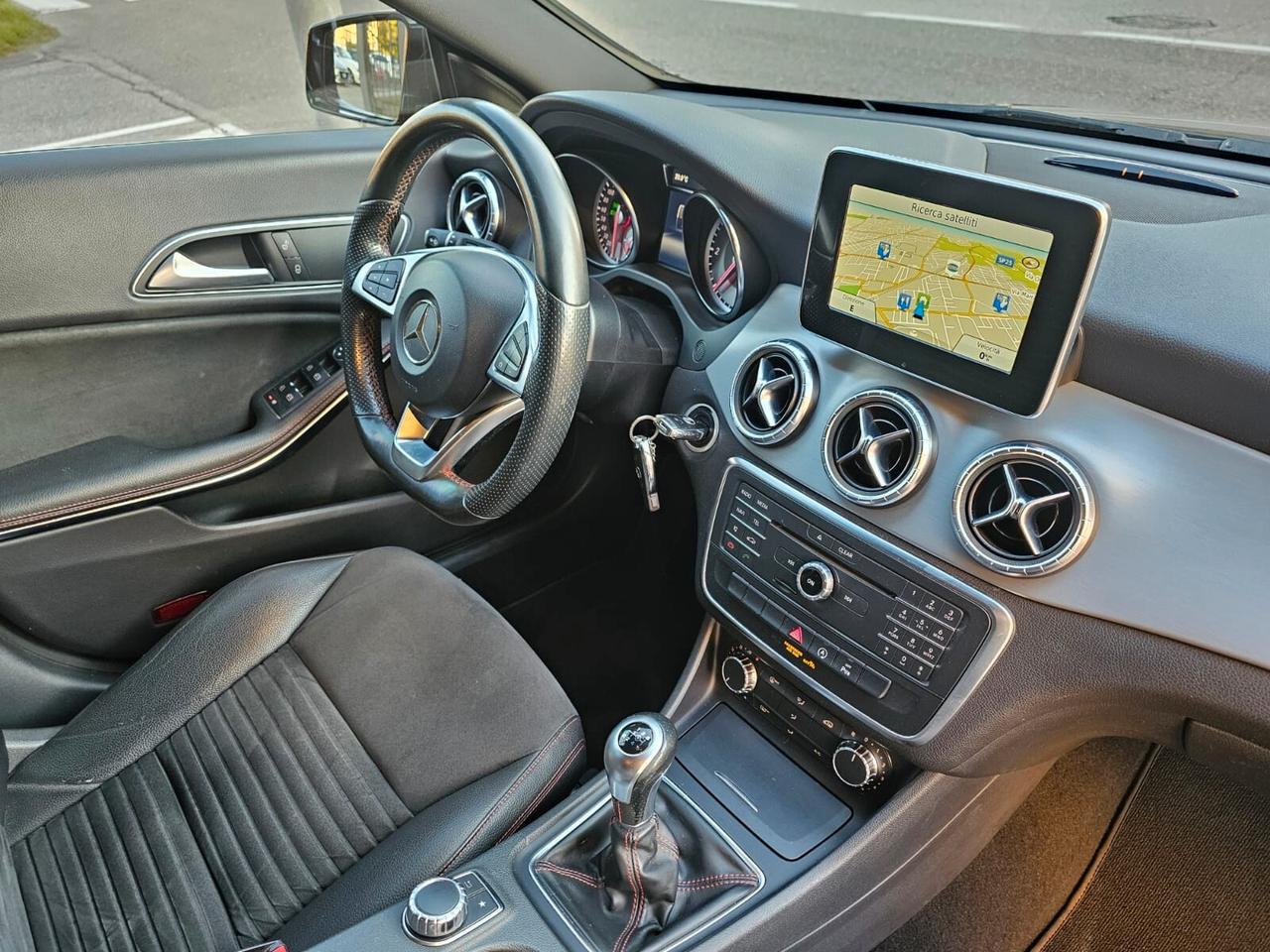 Mercedes-benz CLA 200d 136cv Shooting Brake Premium*AMG*
