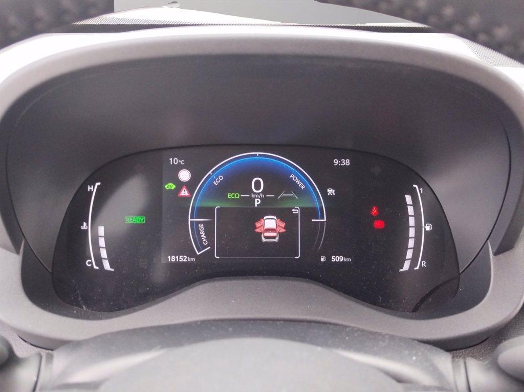 TOYOTA Yaris cross 1.5h active fwd 115cv e-cvt del 2025