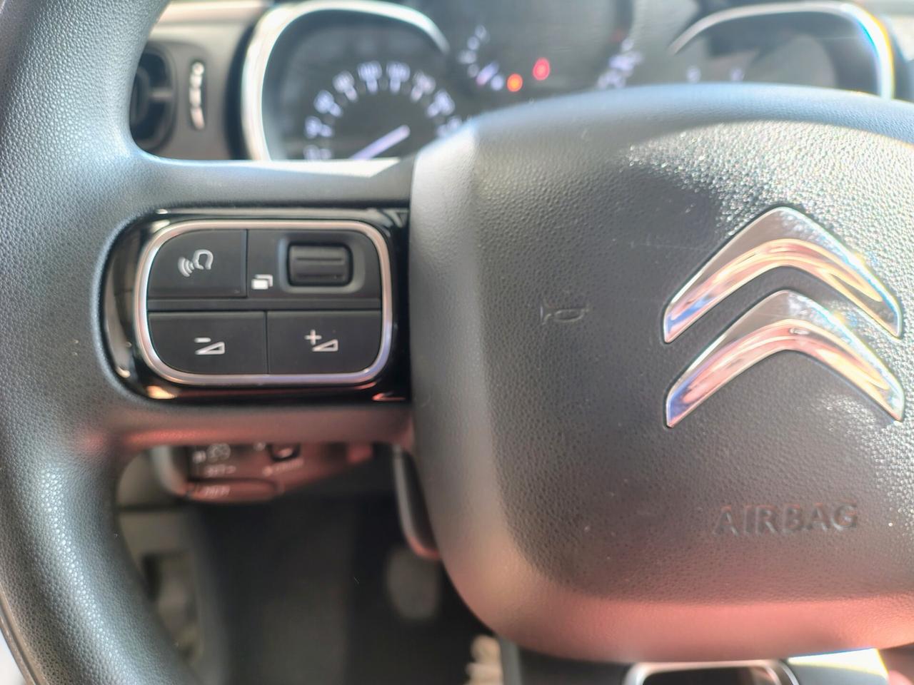 Citroen C3 BlueHDi 100 S&S Van LIVE