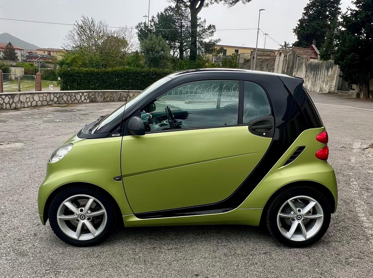 Smart ForTwo 1000 52 kW MHD coupé pulse Acc.Permute